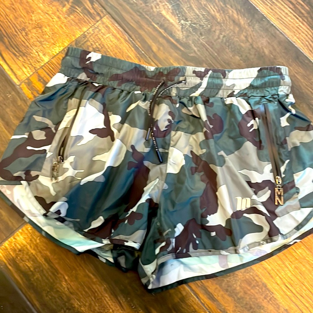 Muscle nation shorts